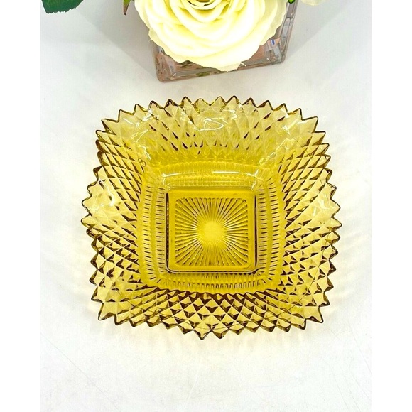 Vintage Amber Cut Glass Candy Dish Trinket Dish Ashtray Square Scalloped Edge - Picture 1 of 9